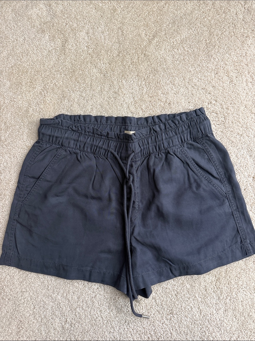 LOFT Women's Drawstring Waist Casual Shorts - Black. Size MP. Never worn.